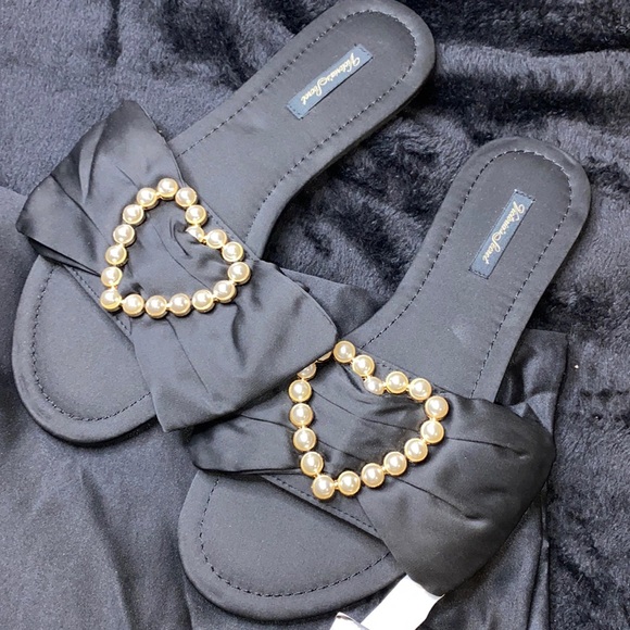 Victoria's Secret Shoes - Victoria’s Secret Satin Bow Slippers